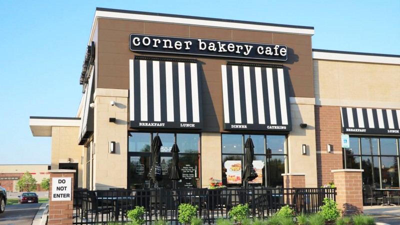 2022 July 4th Restaurant Specials & Dining Deals Corner-bakery